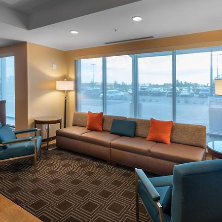 Towneplace Suites By Marriott Milwaukee Oak Creek Ngoại thất bức ảnh